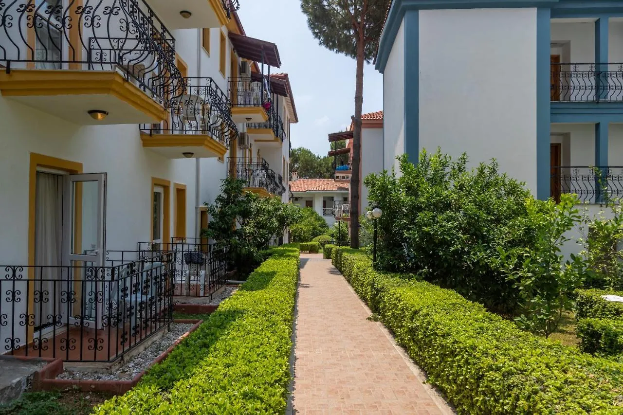 Karbel Hotel Олудениз
