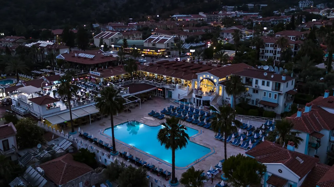 Karbel Hotel Олудениз