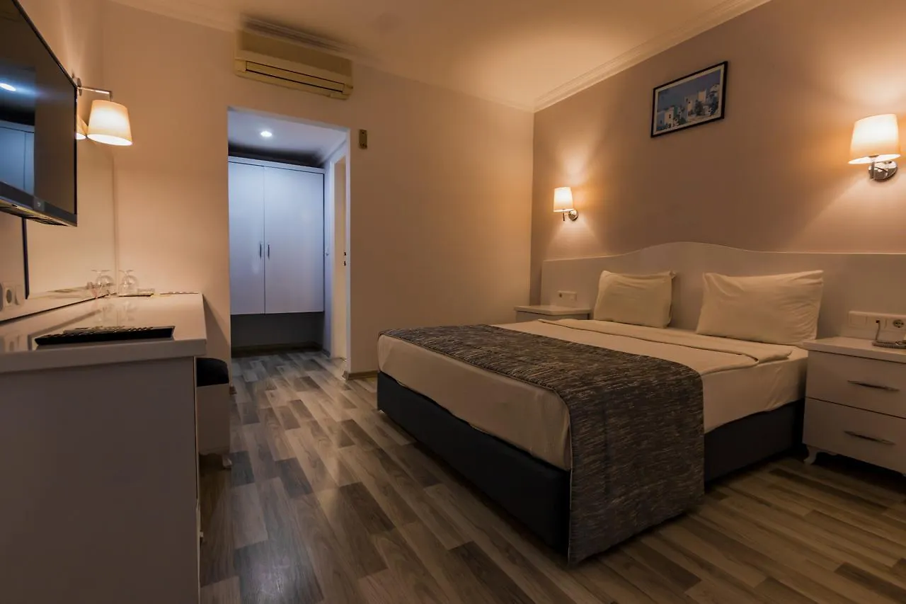 Karbel Hotel Ölüdeniz 3*,  Türkei